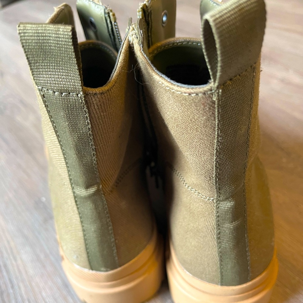 Army Green and Tan Khaki Combat Boots